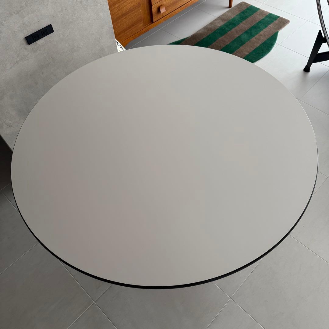 【2024年製】ハーマンミラー ダイニングテーブル herman miller
