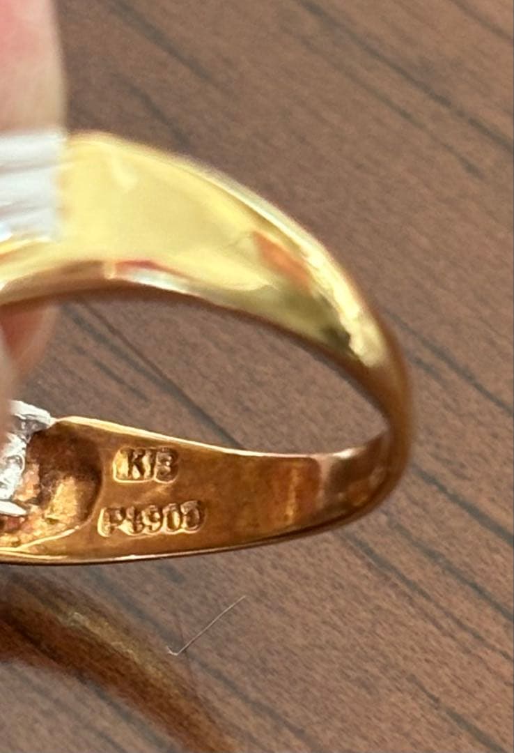 K18 プラチナ　ウェーブリング　ダイヤ