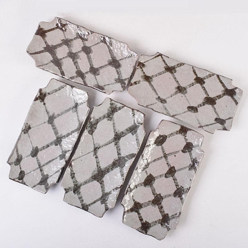 和食器　三郷焼　峯岸良尚作　鉄絵網目文　長角皿　五客　共箱　C R9021