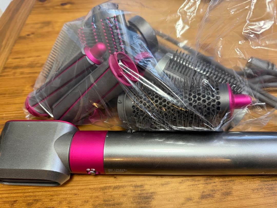 ダイソン ヘアスタイラー HS01 Airwrap エアラップ