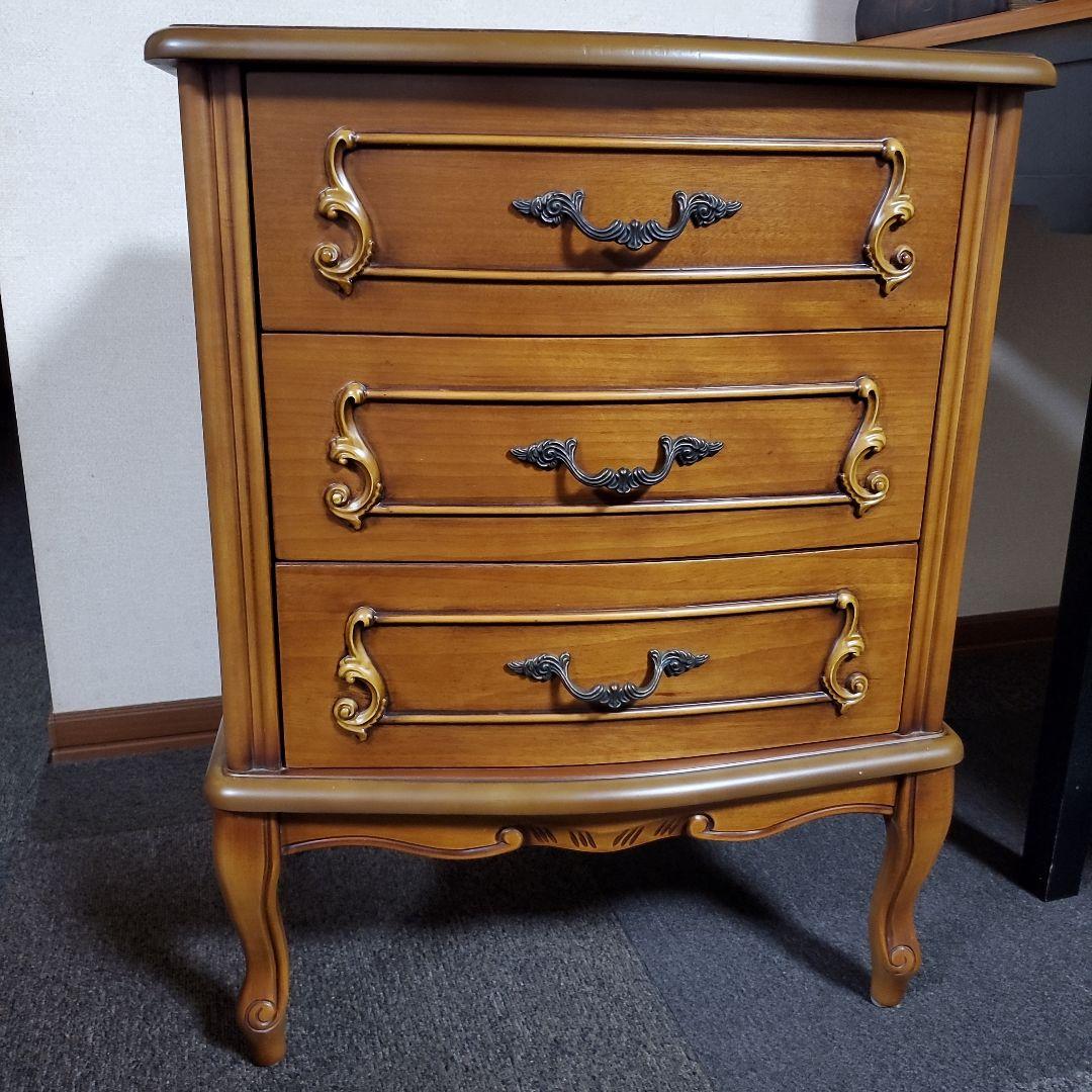 木製クラシックスタイルチェスト アンティーク調　お値下げ不可　最終値下げ