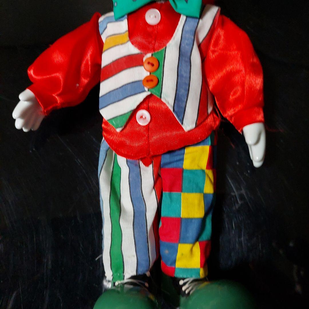 ピエロ人形