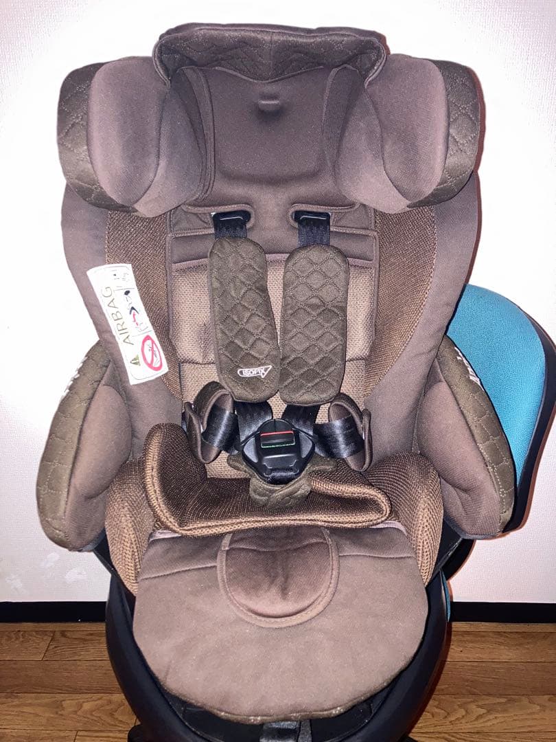 アップリカ⭐️フラディアグロウデラックスISOFIXチャイルドシートクリーニング済