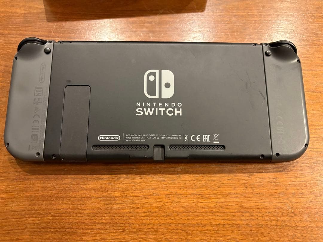 Nintendo Switch 本体 + 充実の付属品