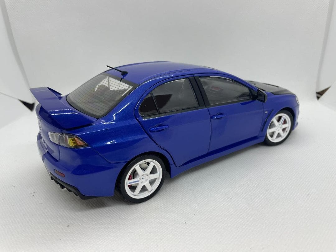 101-106 VIAT 1/18 三菱 ランサー エボリューション X