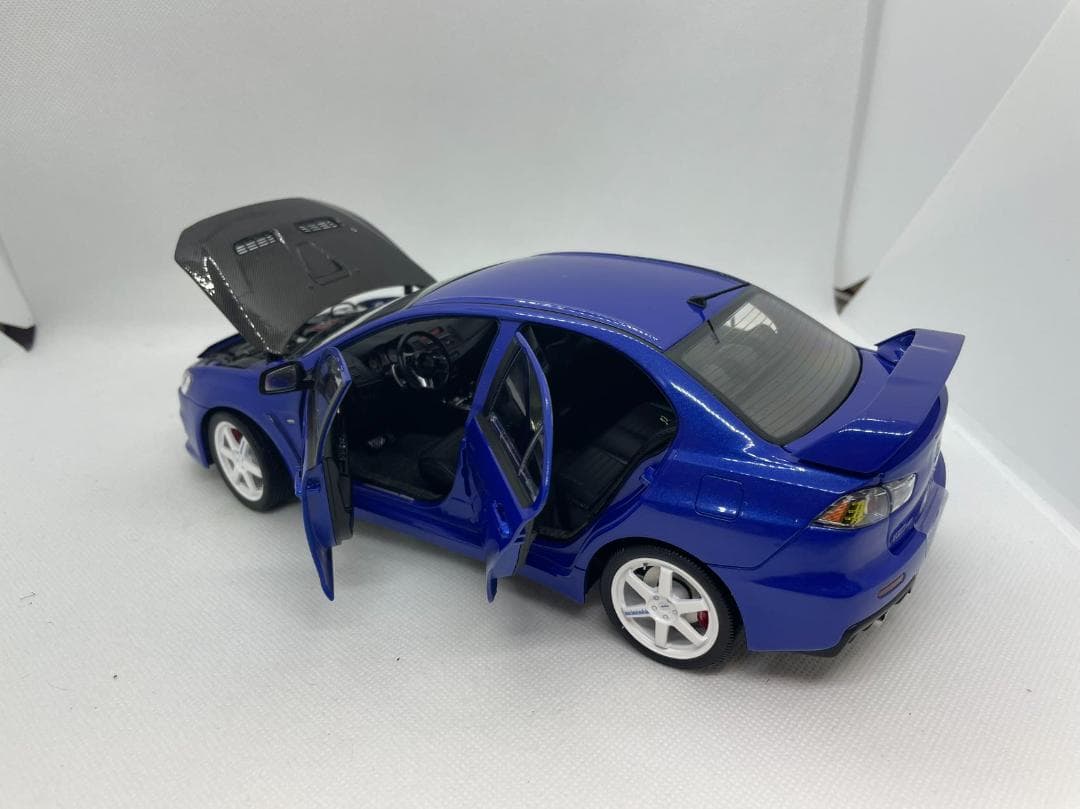 101-106 VIAT 1/18 三菱 ランサー エボリューション X