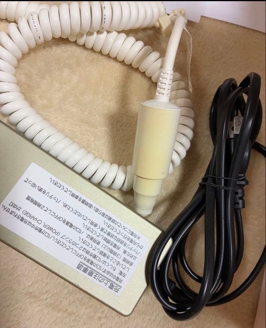 42万 ほぼ未使 最新 paro アザラシ型メンタルコミットロボット パロ ai