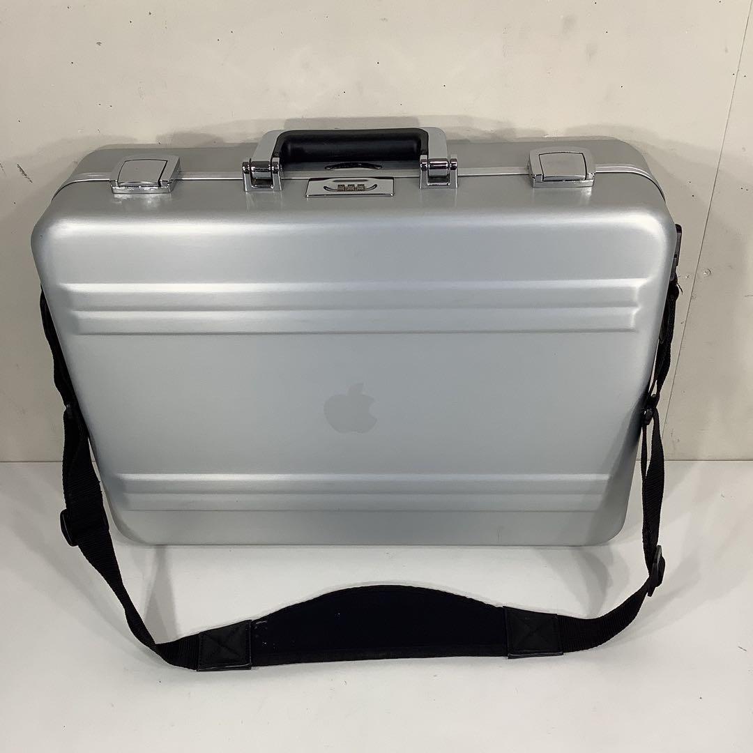 1124Z ゼロハリバートン アタッシュケース シール跡あり