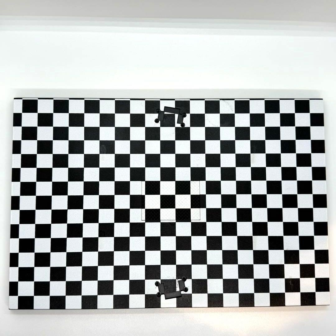 激レア　BUICK 2 POST LIFT 1:18スケール 限定版