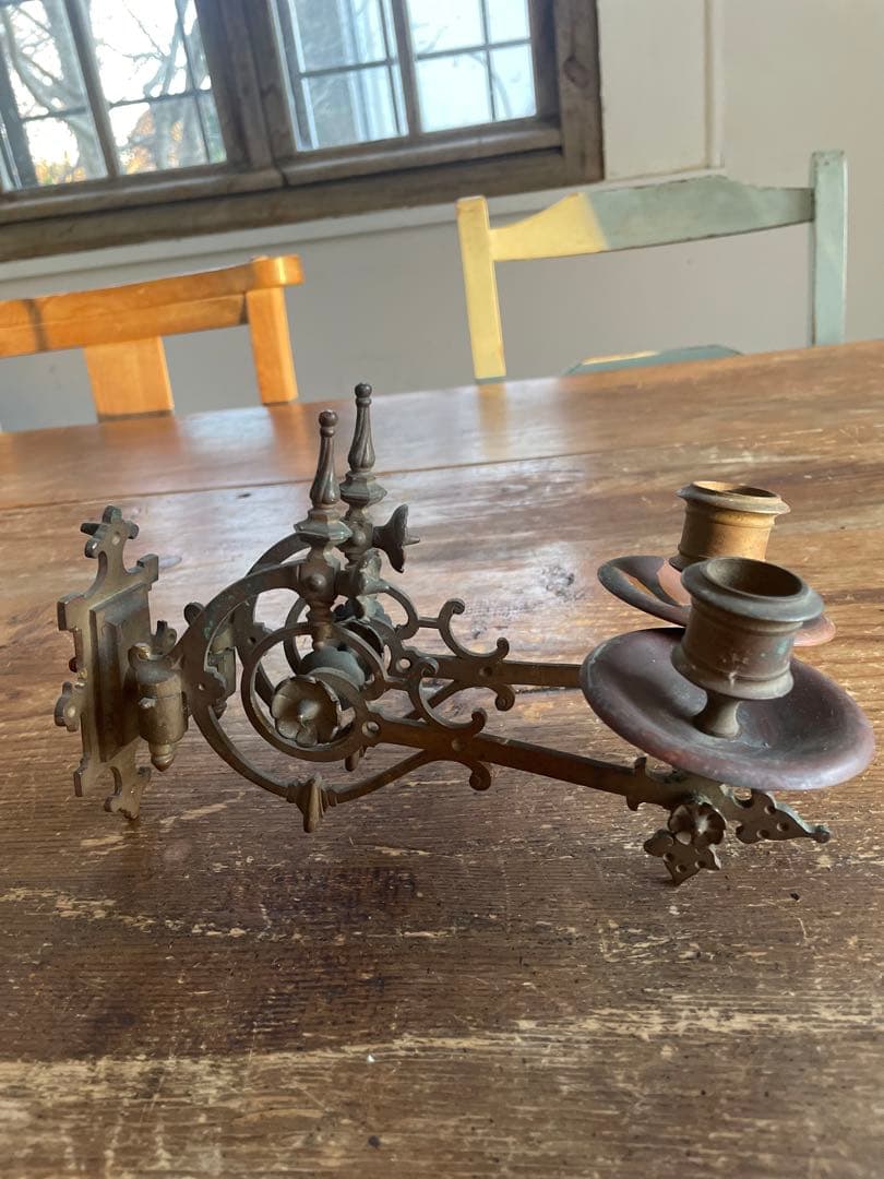 100年以上前 美しい装飾の燭台