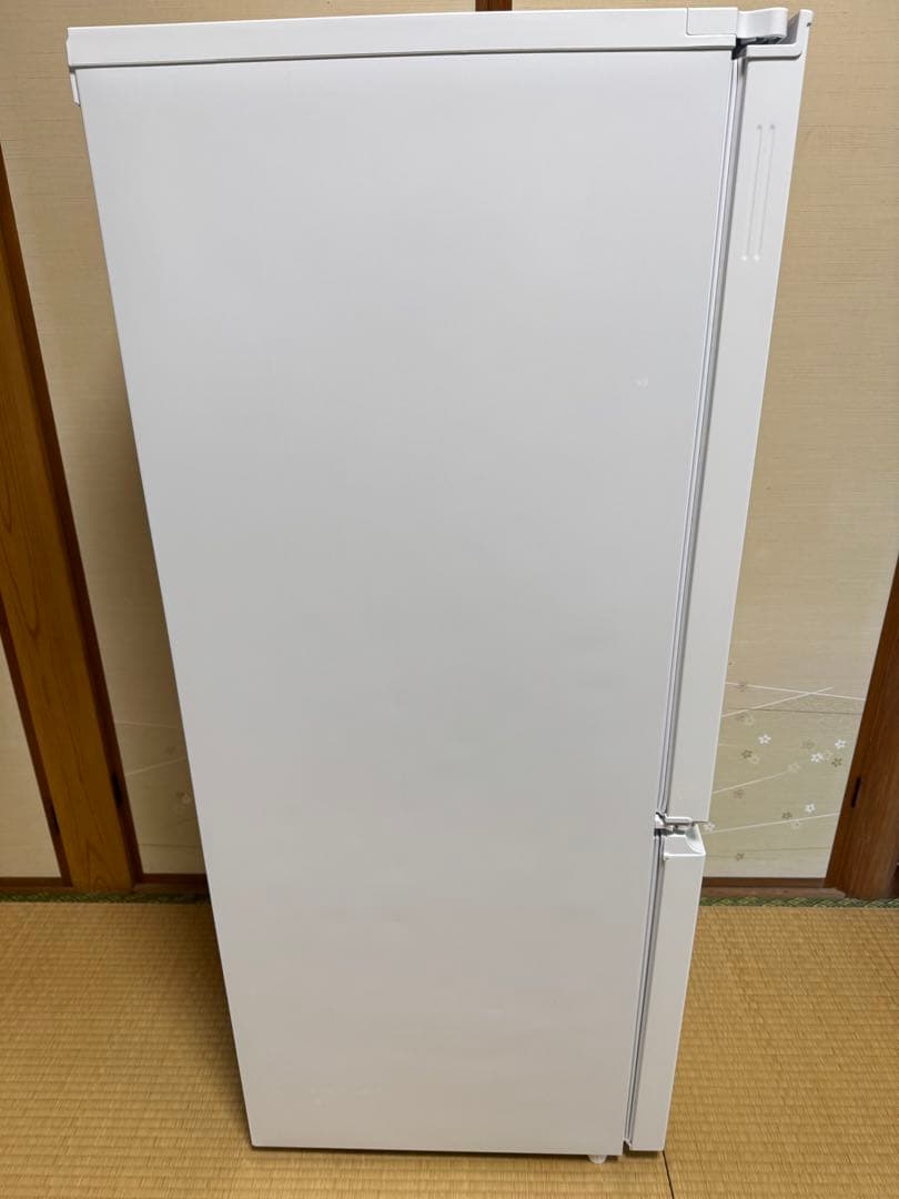 【美品】SHARP 冷蔵庫 2ドア SJ-D18J-W