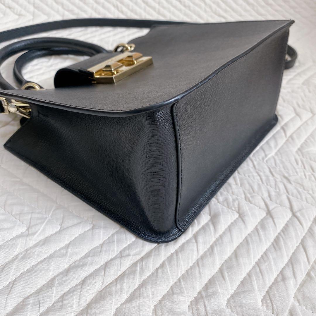 【美品】FURLA ベラ サッチェル 2WAY ショルダー ハンドバッグ