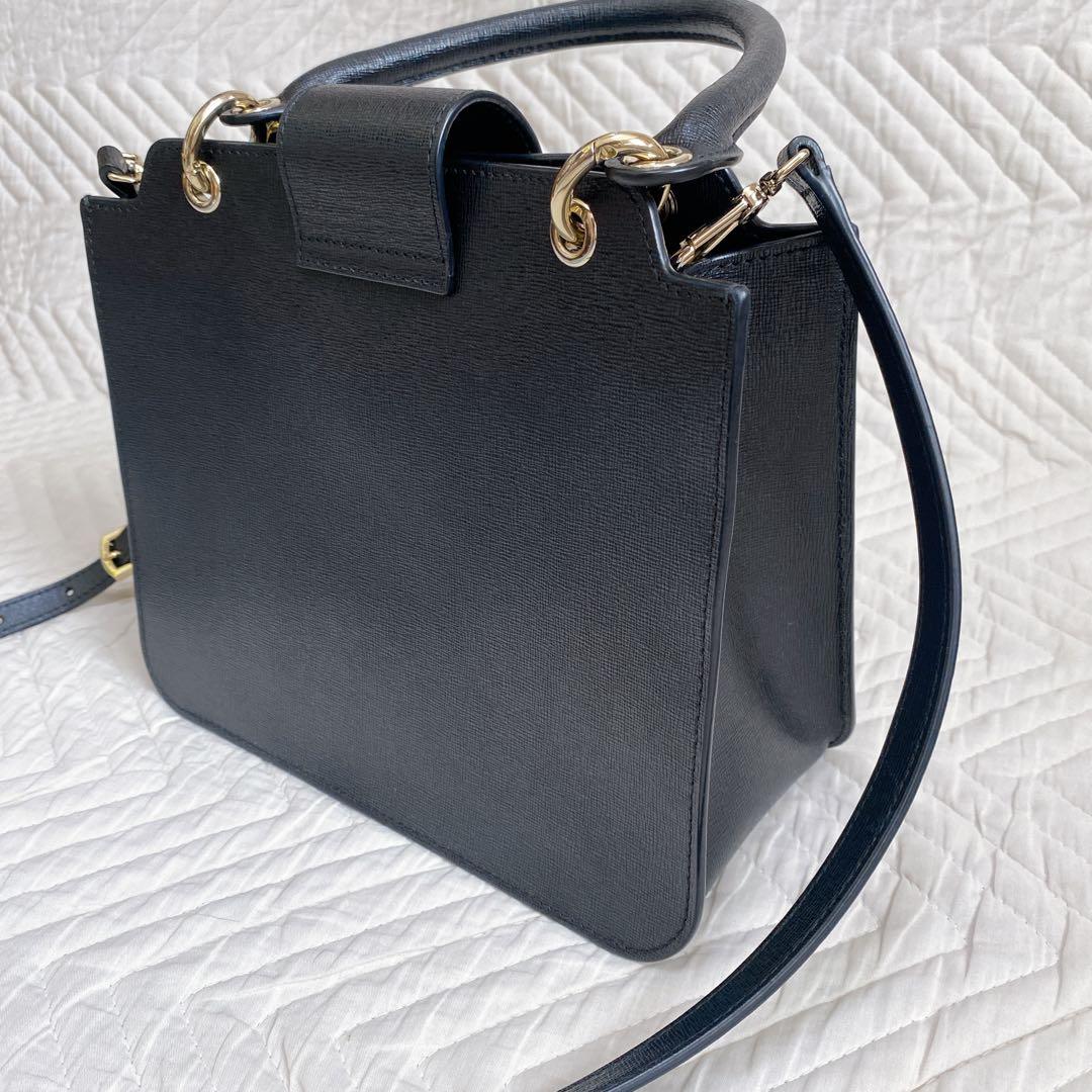 【美品】FURLA ベラ サッチェル 2WAY ショルダー ハンドバッグ