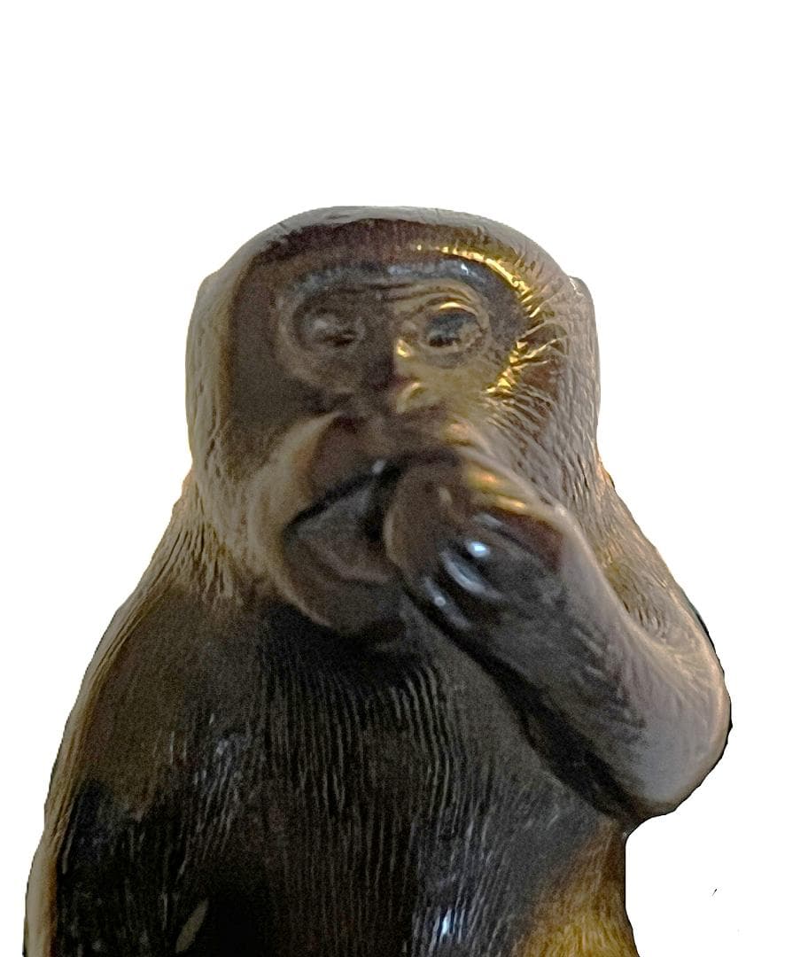 根付　猿　線刻銘「白龍」