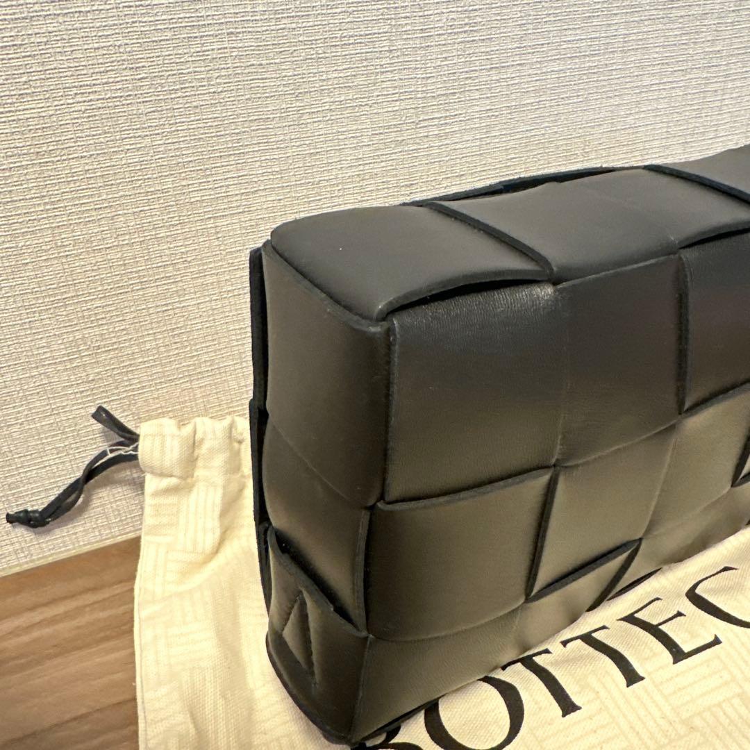 【BOTTEGA VENETA】『カセット』レディース ショルダーバッグ