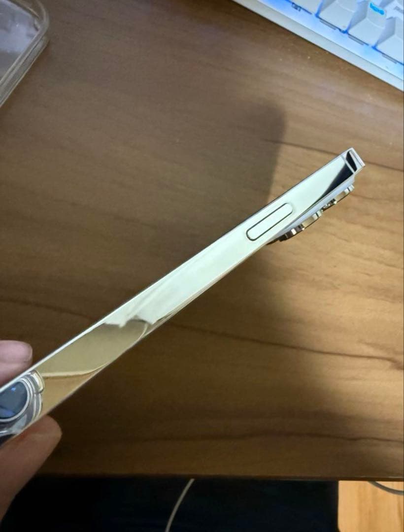 【美品】iPhone 14 Pro 128GB SIMフリー 割れなし