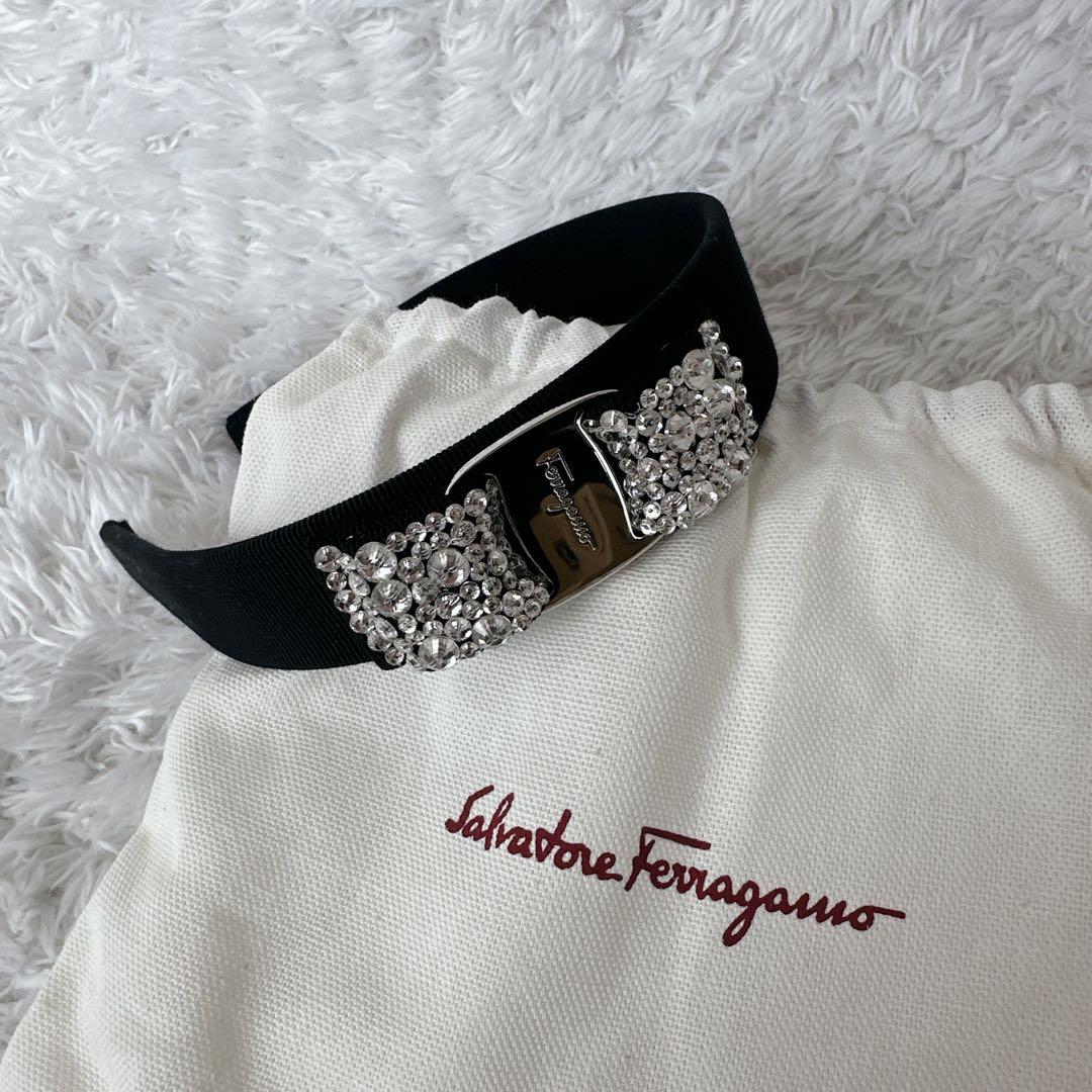 【美品】フェラガモ　クリスタル　ストーン　カチューシャ