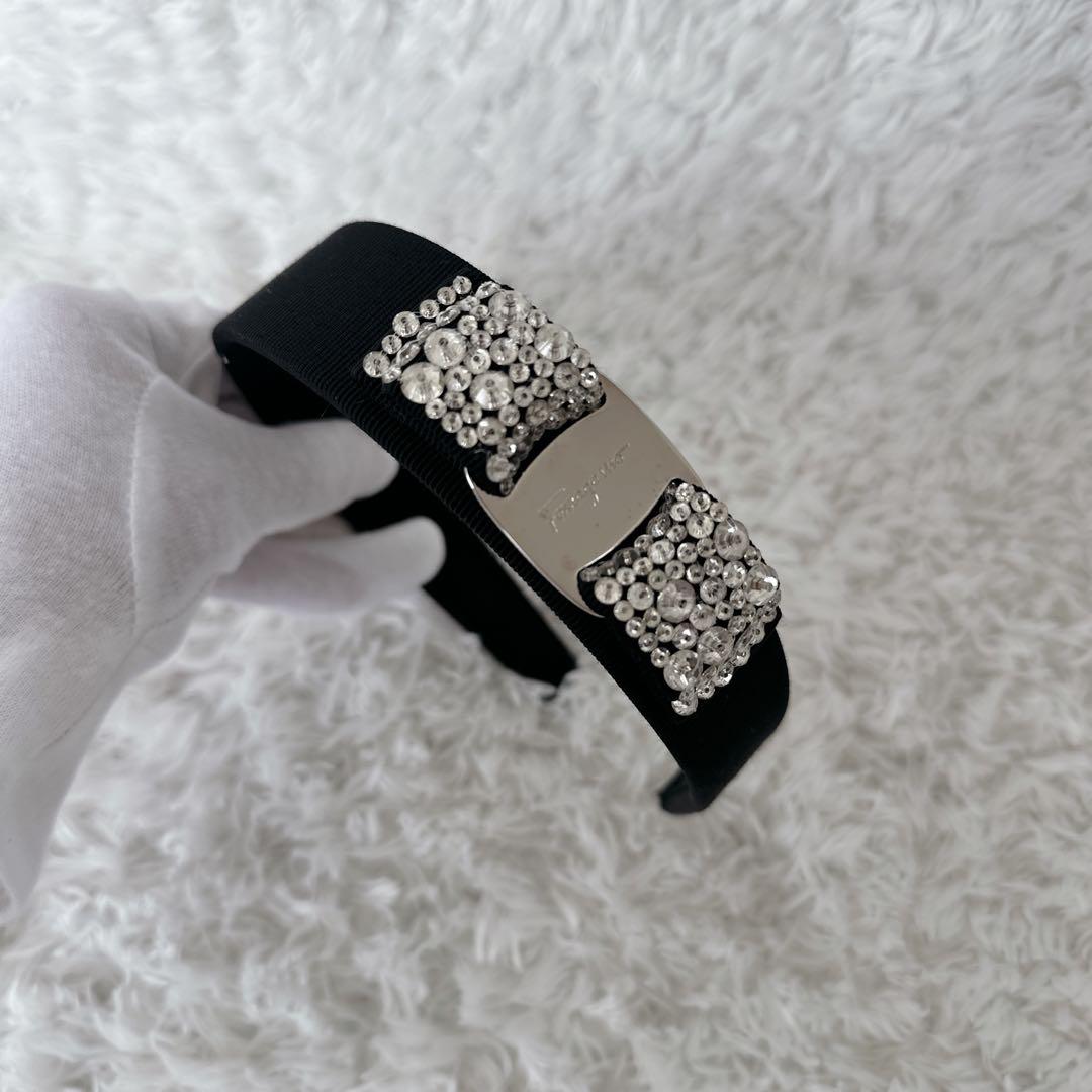 【美品】フェラガモ　クリスタル　ストーン　カチューシャ