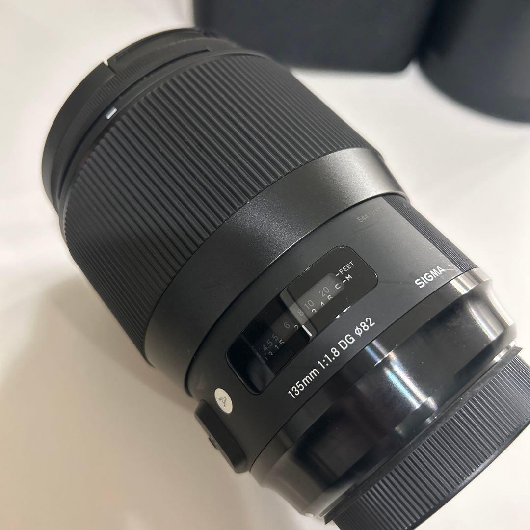 SGIMA 135mm F1.8 DG HSM | Art キャノンEFマウント