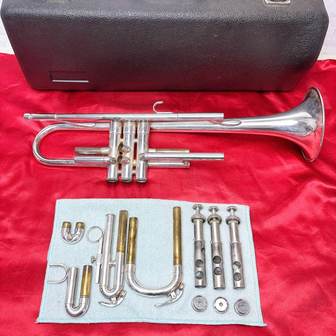 YAMAHAヤマハ YTR-2320ES トランペット B♭ マウスピース付き