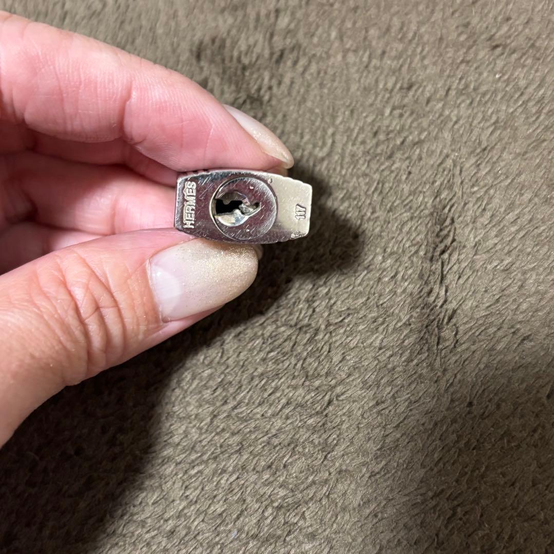 Hermèsエルメスエールラインリュックシルバーカデナ南京錠。鍵なし