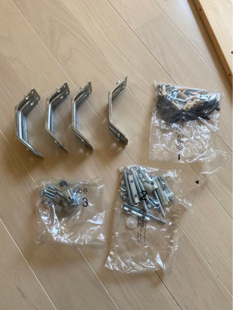 【美品、送料込み】IKEA EKEDALEN テーブルと椅子2個セット