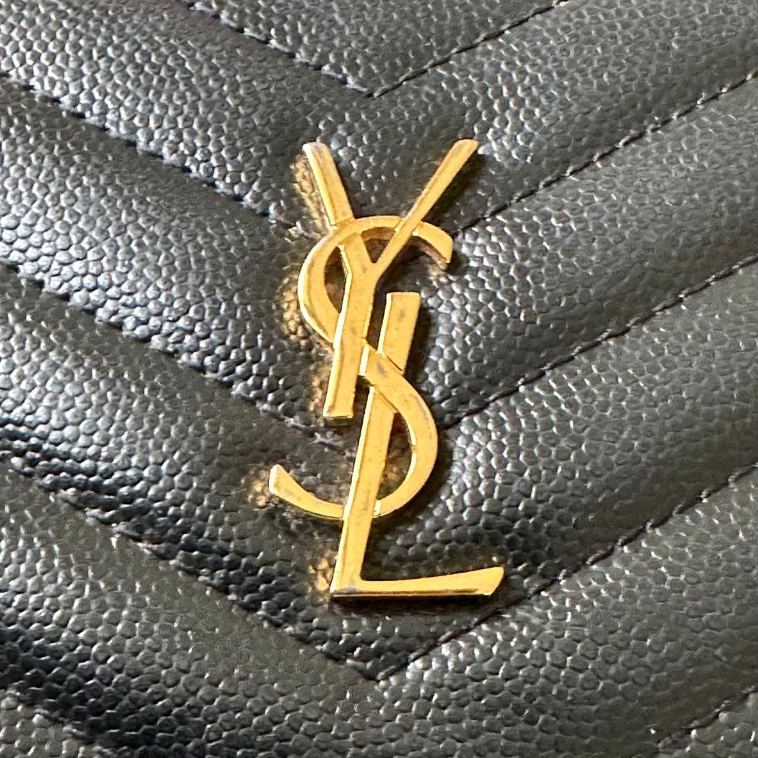 サンローラン YSL ブラック キルティング 二つ折り財布