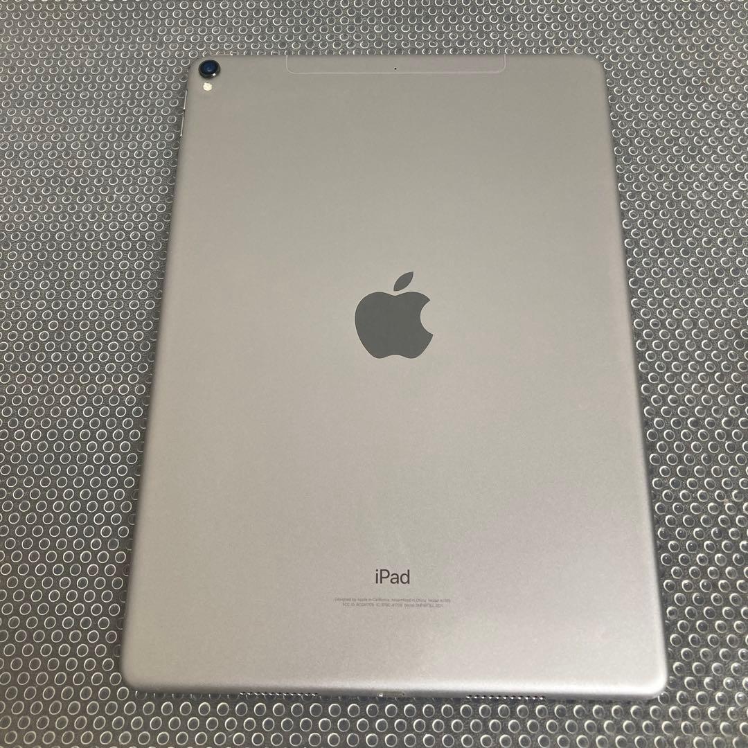 2898【早い者勝ち】iPad Pro 64GB 10.5インチ SIMフリー☆