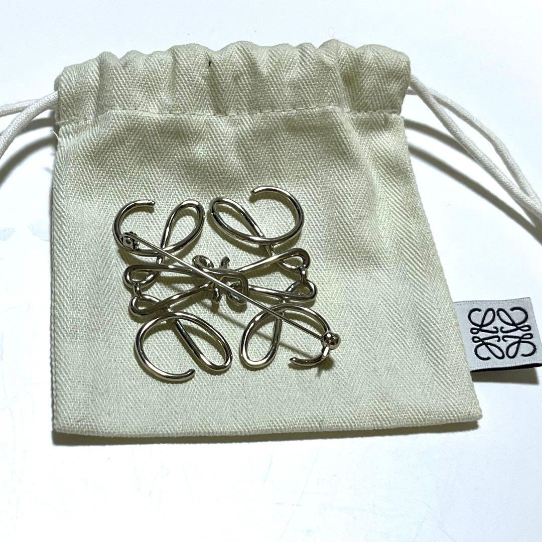【美品】ロエベ LOEWE アナグラムブローチ シルバー