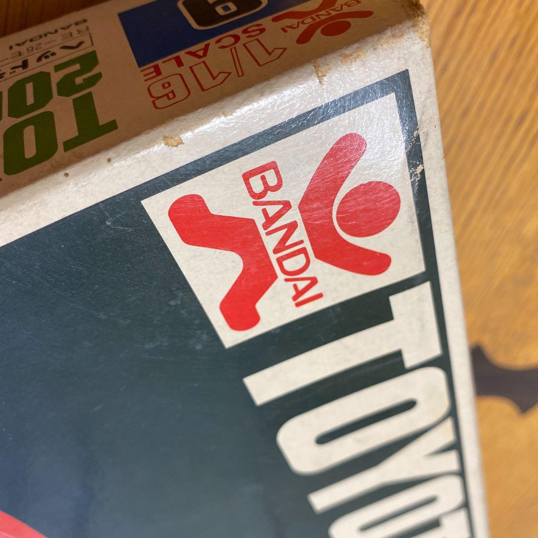 バンダイ　TOYOTA 2000GT プラモデル未開封