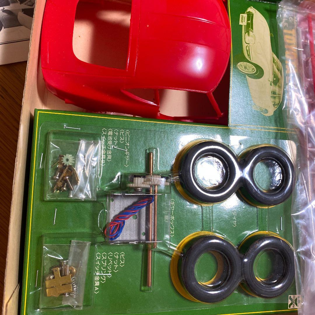 バンダイ　TOYOTA 2000GT プラモデル未開封