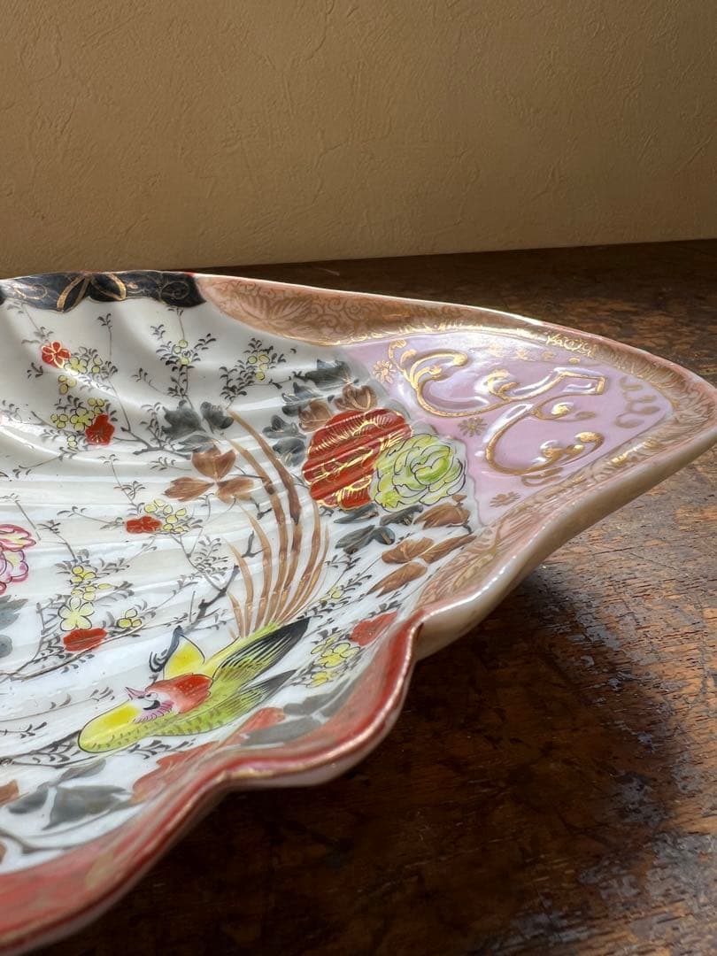 古伊万里　アンティーク　骨董　赤絵貝型菓子器　輸出用　花鳥の図　飾皿