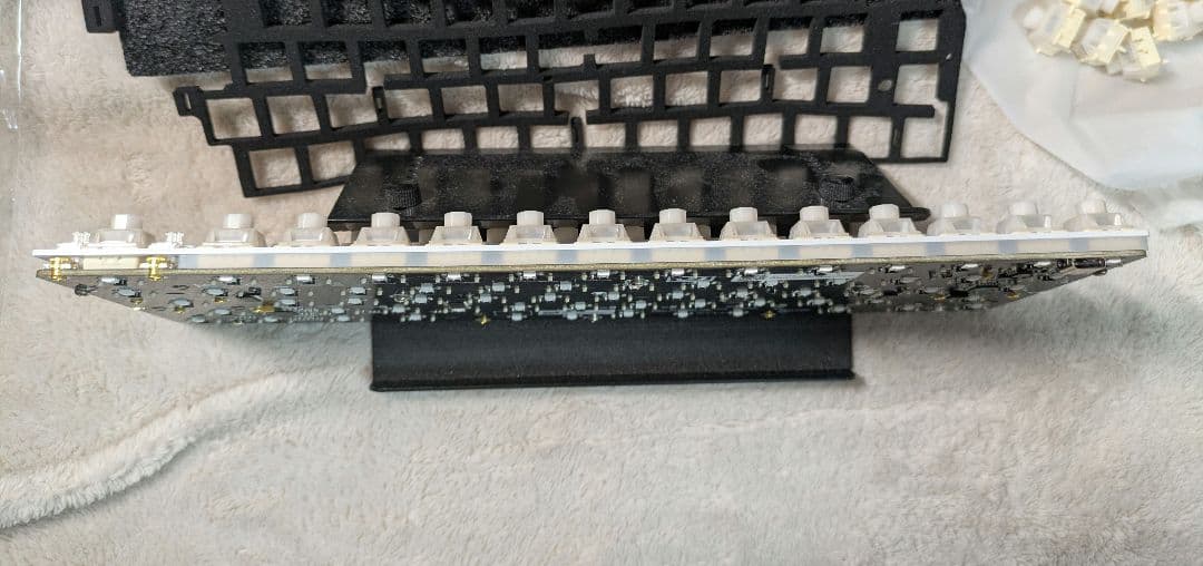 Wooting60 HE+ MODULEとWS FLUX70個