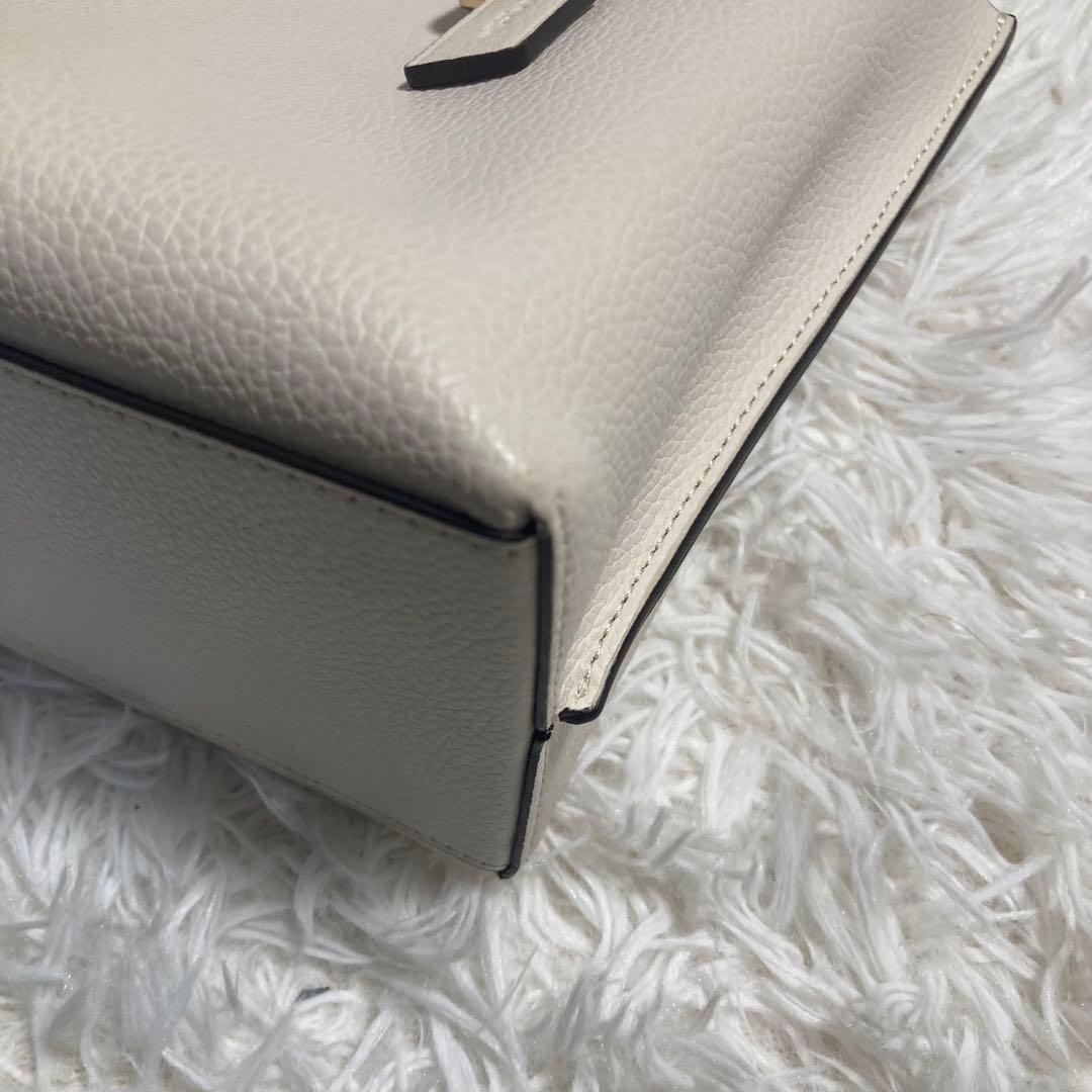 極美品　現行　コーチ　ショルダーバッグ　2way　モリー トート 25　レザー