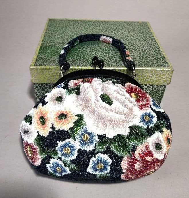 和装　花柄ビーズバッグ　レトロ