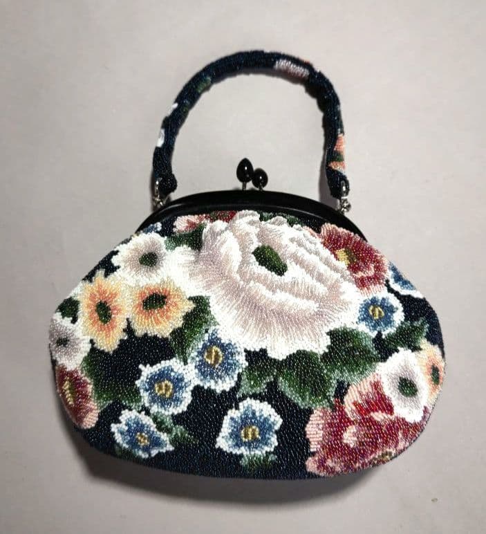 和装　花柄ビーズバッグ　レトロ