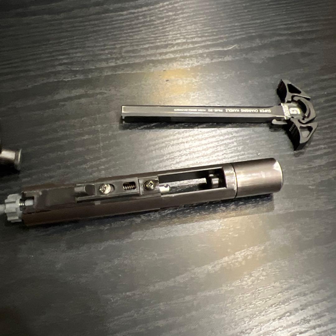 東京マルイ　M4MWS カスタム品　ガスブローバックライフル　マガジン2本