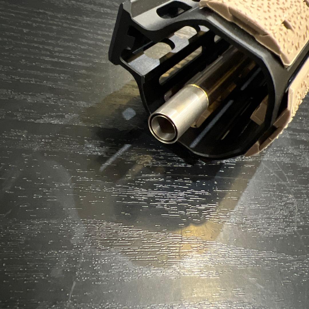 東京マルイ　M4MWS カスタム品　ガスブローバックライフル　マガジン2本