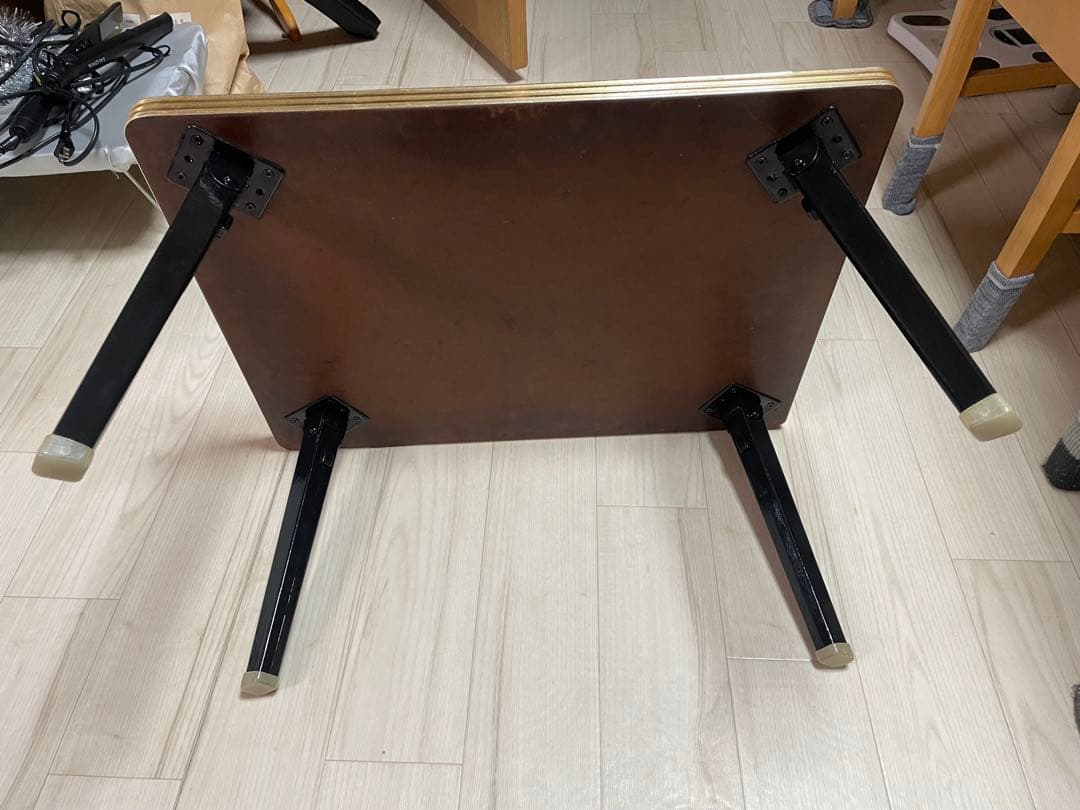 超昭和レトロ、折りたたみ式木製テーブル 緑色パターン