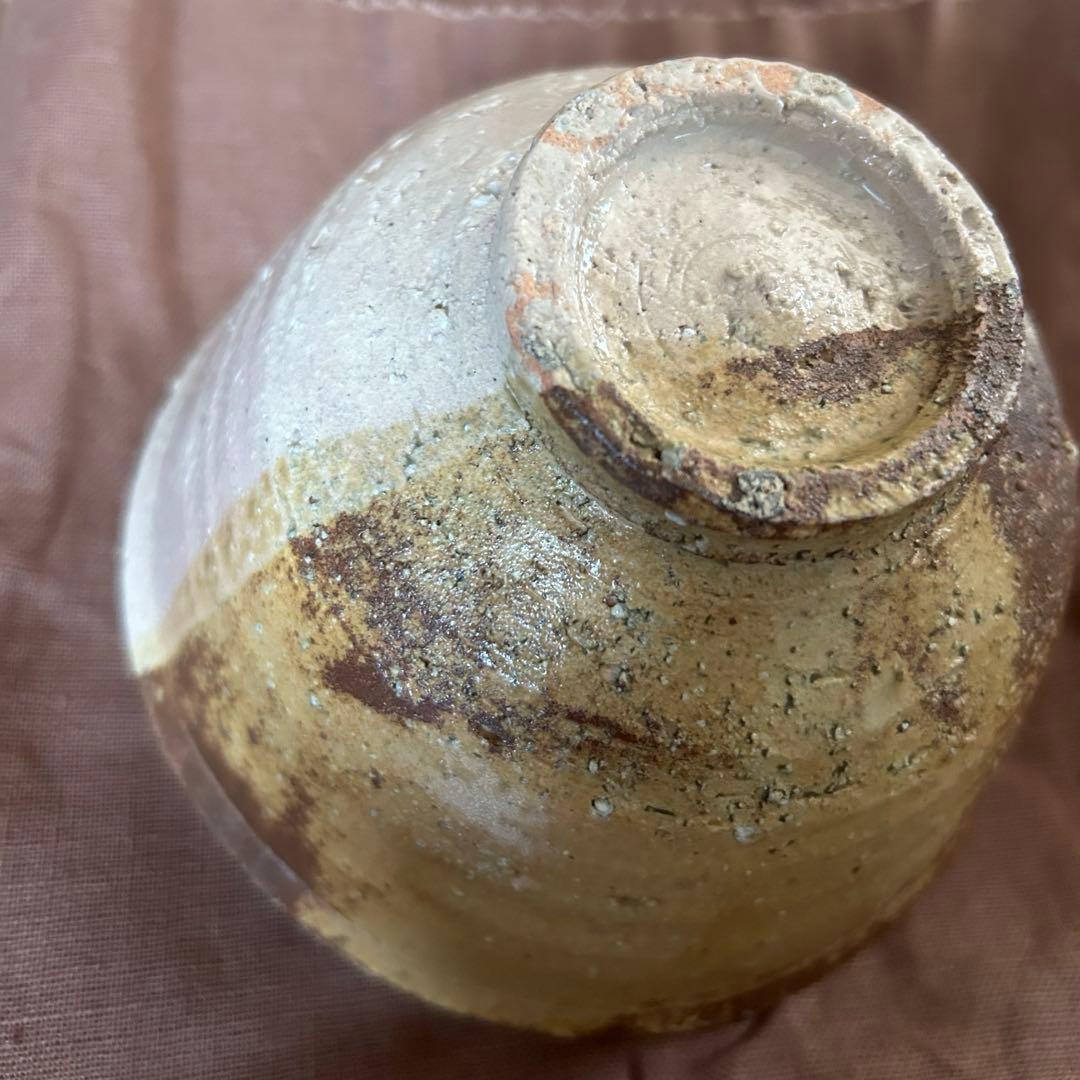 掛分伊羅保　茶盌　 佐久間芳山　作　茶碗　三重県松阪の萬古焼　松古窯