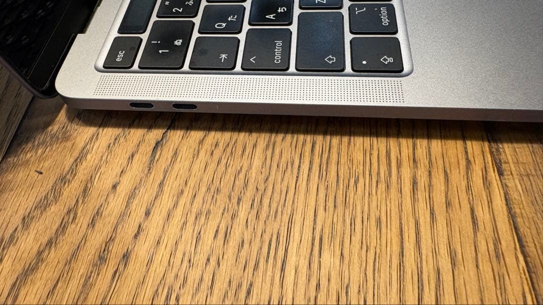 MacBook Pro M2 スペースグレー