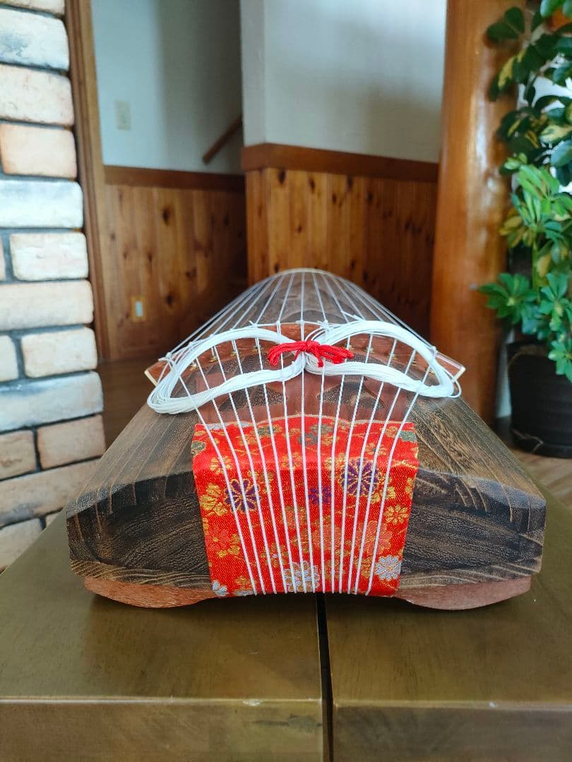 むーちゃん　琴　和楽器　弦楽器 13弦