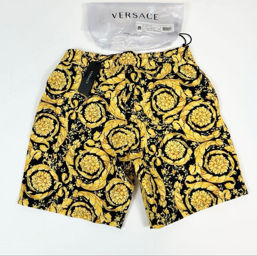 新品 Versace スイムハーフパンツ 水着 ヴェルサーチ