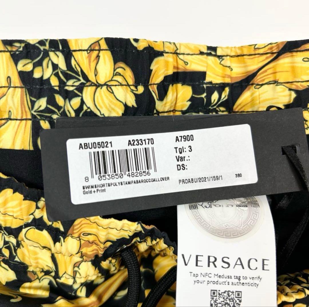 新品 Versace スイムハーフパンツ 水着 ヴェルサーチ