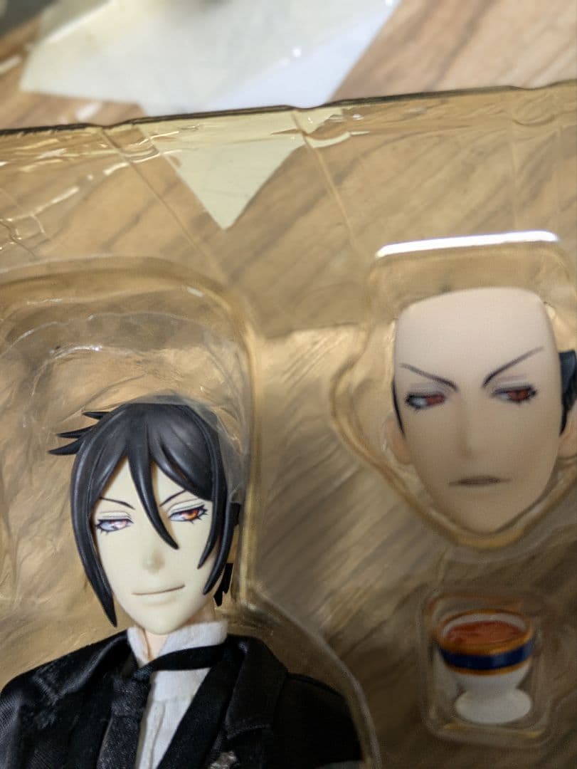 黒執事 セバスチャン フィギュア お値引きのご相談良識の範囲でしたら