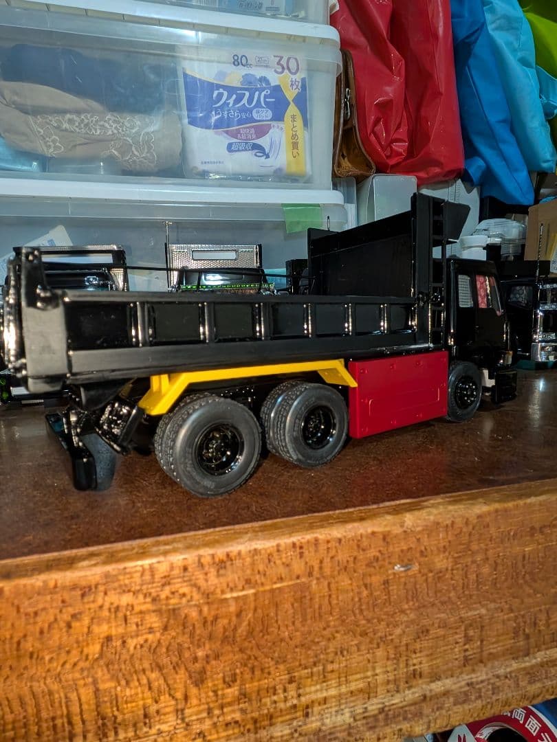 海峡道塾ベース 黒塗りダンププラモデル