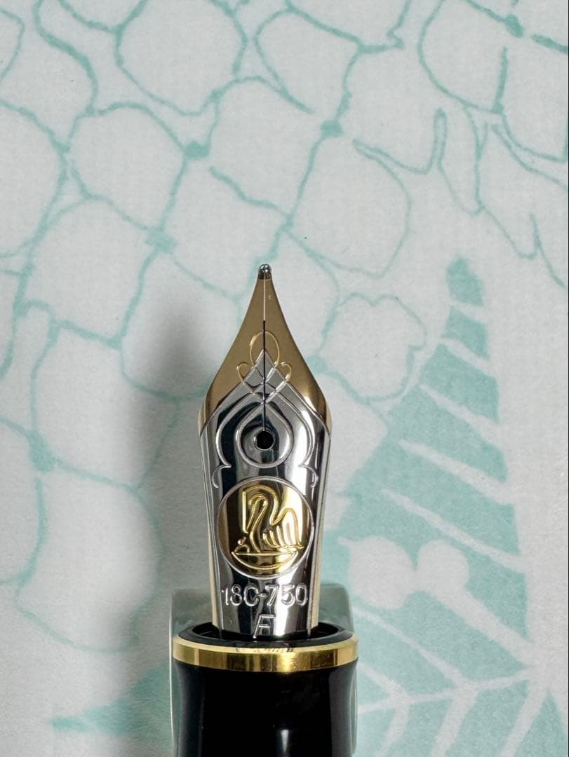 【美品】 ペリカン M800 ボルドー 透け縞 18K F 筆記・動作確認済