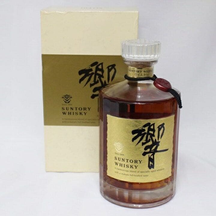 サントリー 響 750ml　ゴールドラベル