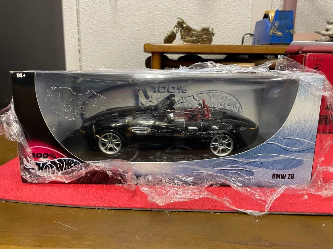 ミニカー HOT WHEELS   BMW  Z8