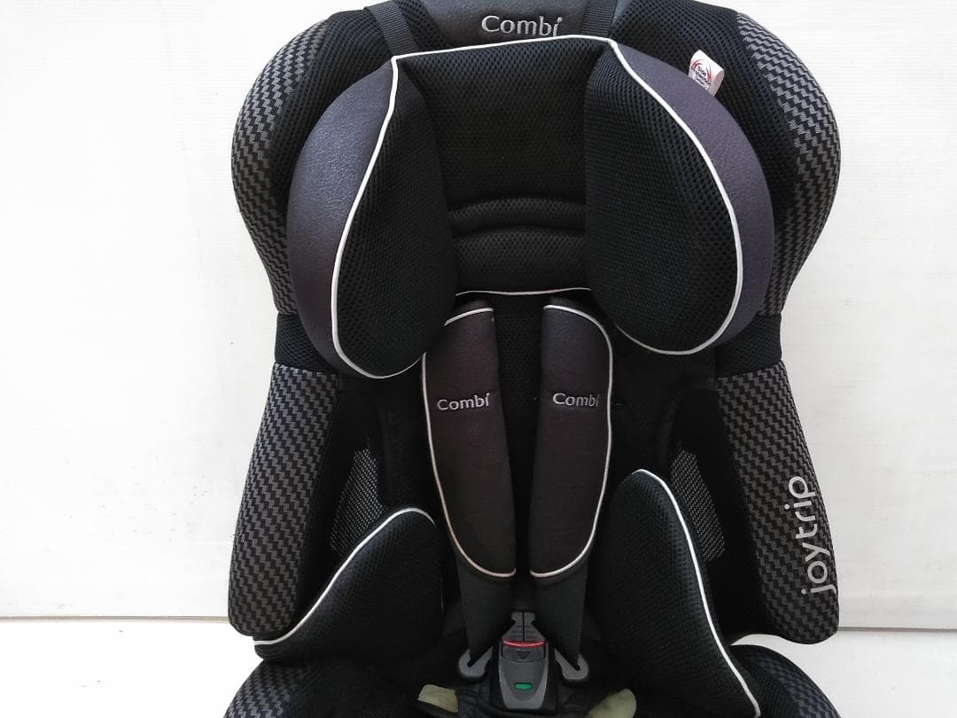 Combi コンビ ジョイトリップ エッグショック GC ジュニアシート △